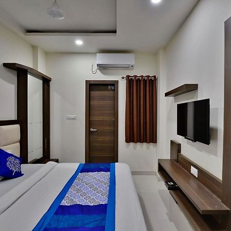 Hotel Amar Palace Ujjain Eksteriør bilde