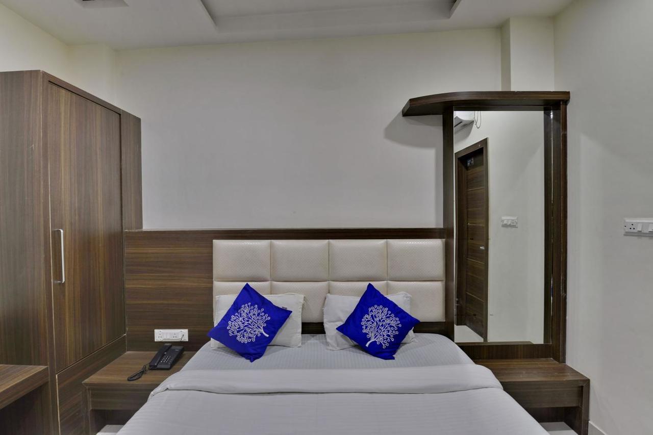 Hotel Amar Palace Ujjain Eksteriør bilde